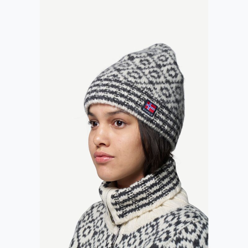 Зимна шапка Devold Svalbard Wool offwhite/grey 2