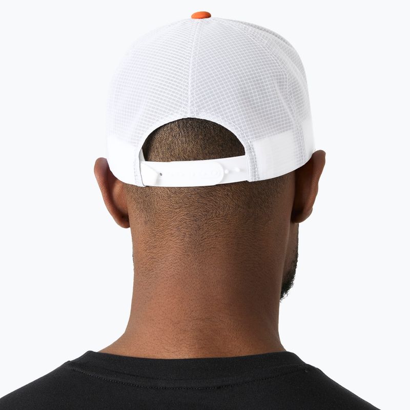 Шапка с козирка Helly Hansen HP ignite orange 5