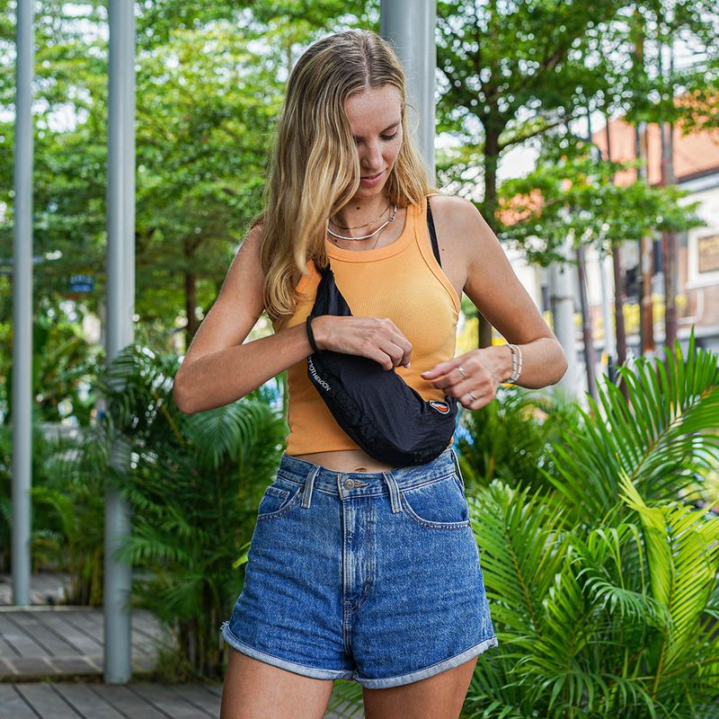 Чанта за рамо Ticket To The Moon Upcycled Sling black 12