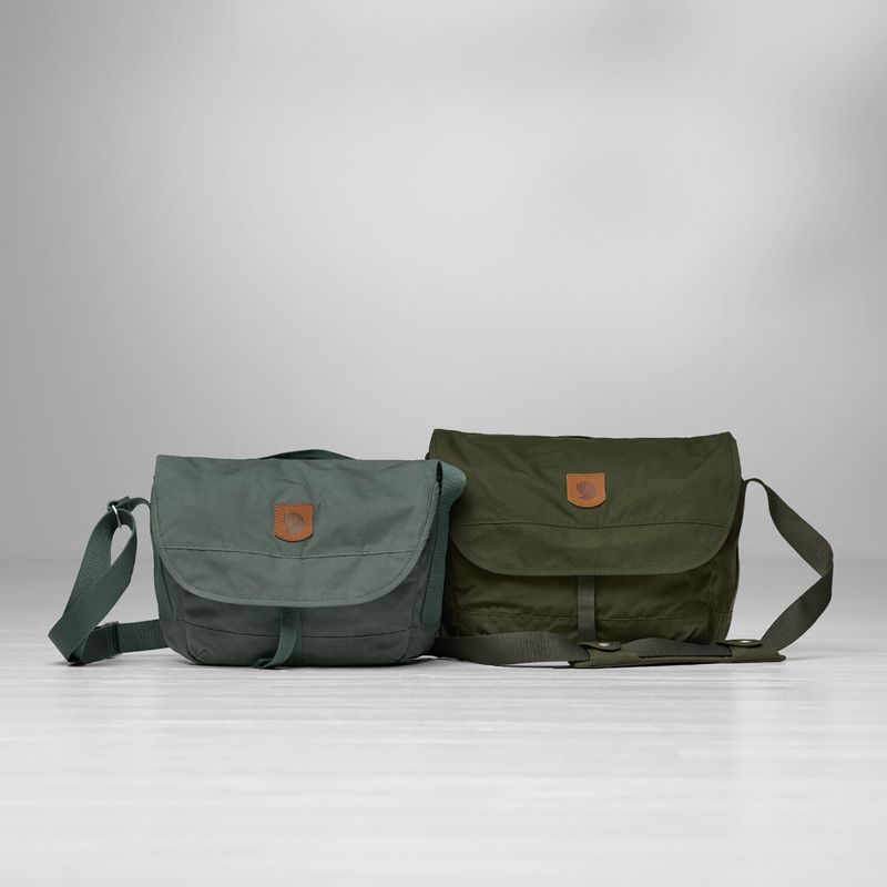 Чанта за рамо Fjällräven Greenland 12 l deep forest 12