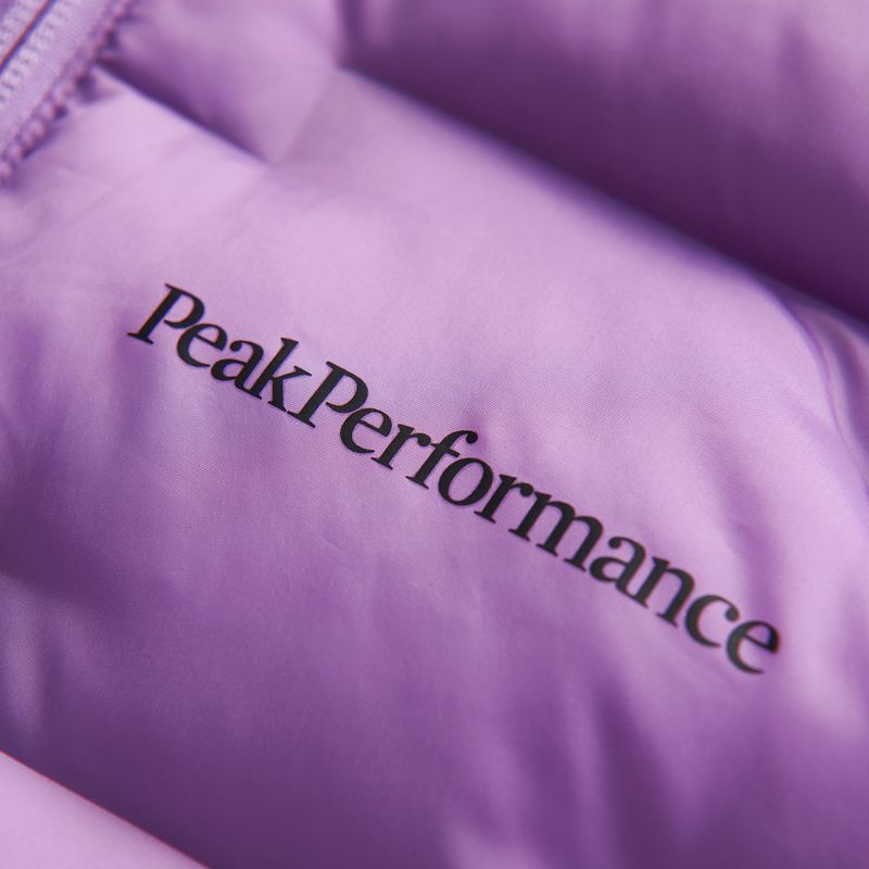 Дамско пухено яке Peak Performance W Argon Hood лилаво G76394040 11