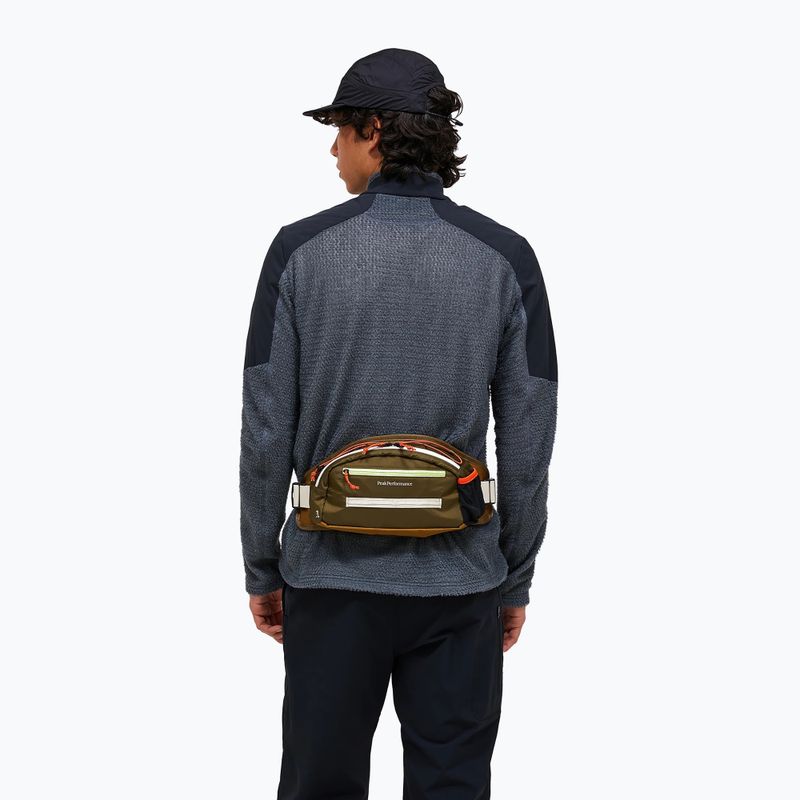 Чантичка за кръста Peak Performance Trail Hip meadow moss 5