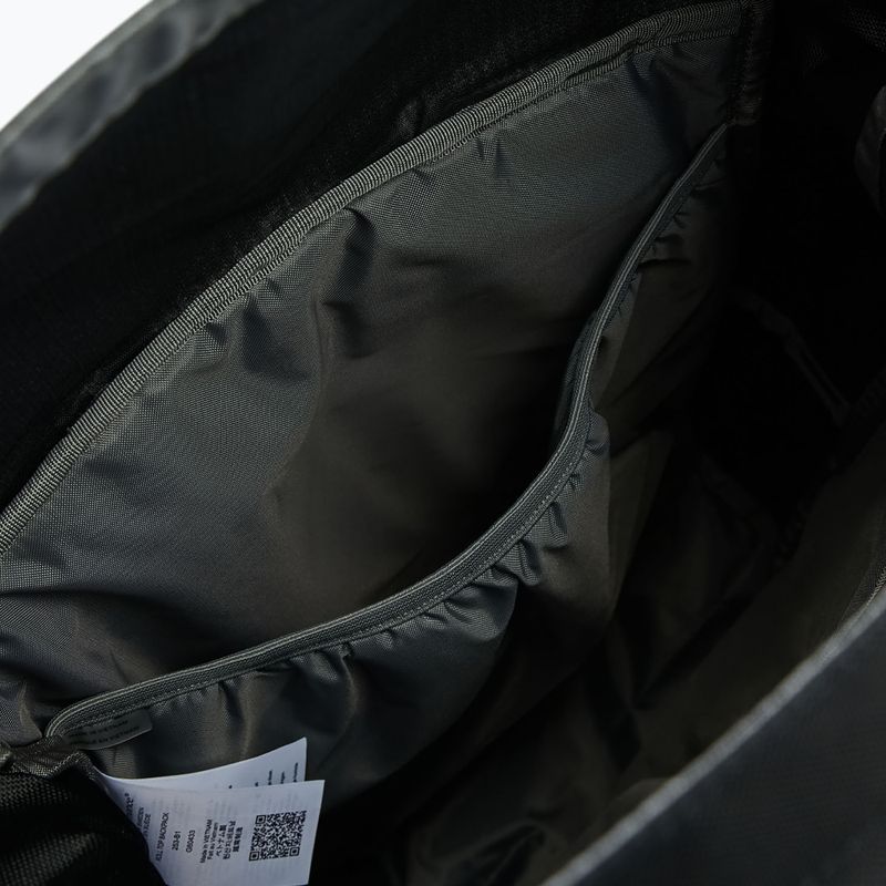 Раница Peak Performance Roll Top 21,5 l black 4