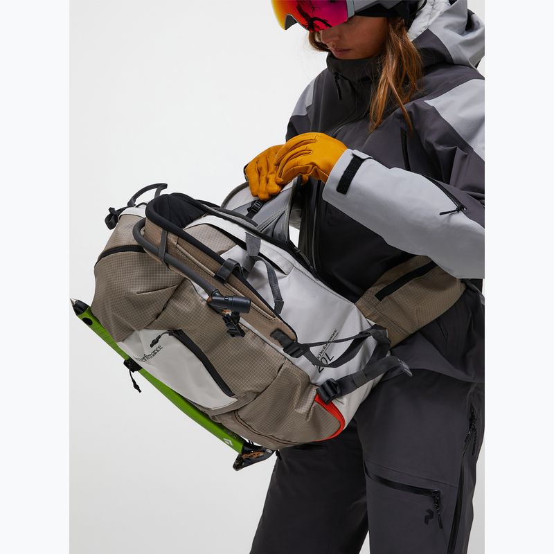 Скиoрска раница Peak Performance Vertical Ski 20 l avid beige/antarctica 6