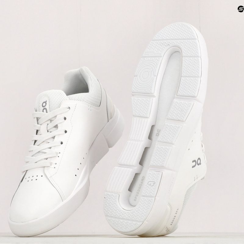 Дамски обувки за бягане ON The Roger Advantage white 4899452 17