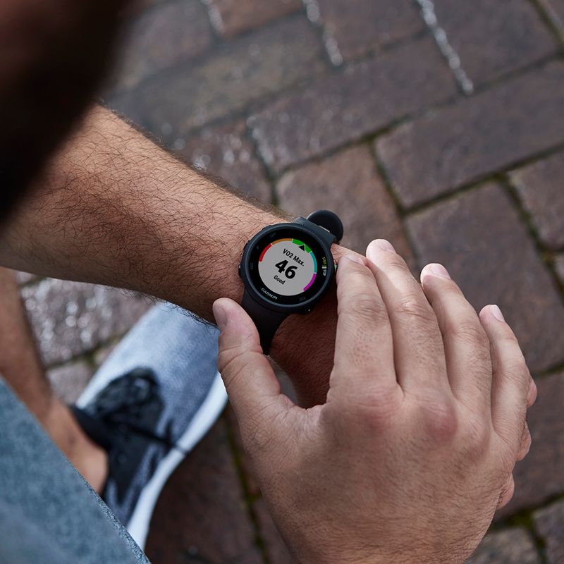 Garmin Forerunner 45 часовник черен 010-02156-15 7