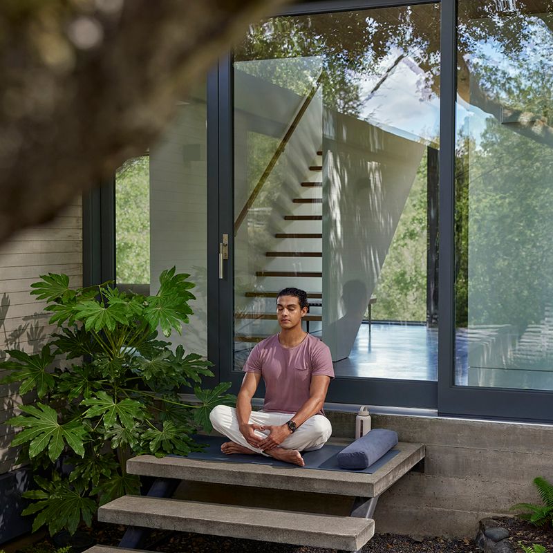 Часовник Garmin Venu 3 slate/black 8