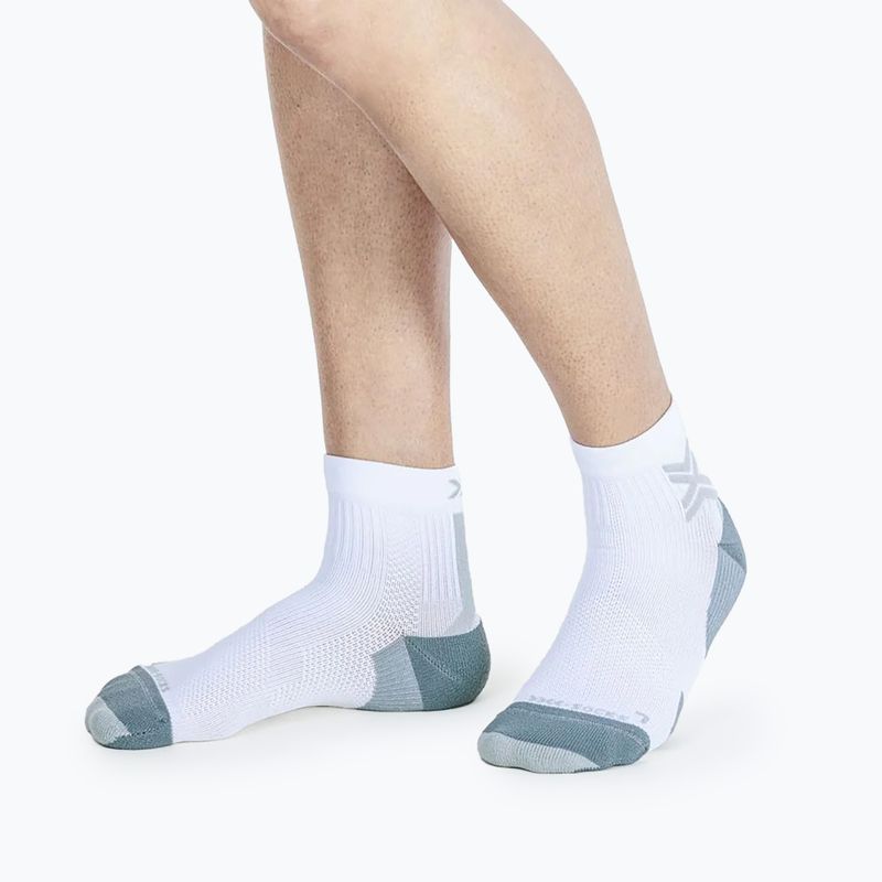 Чорапи X-Socks Run Discover Ankle арктическо бяло/перлено сиво 2