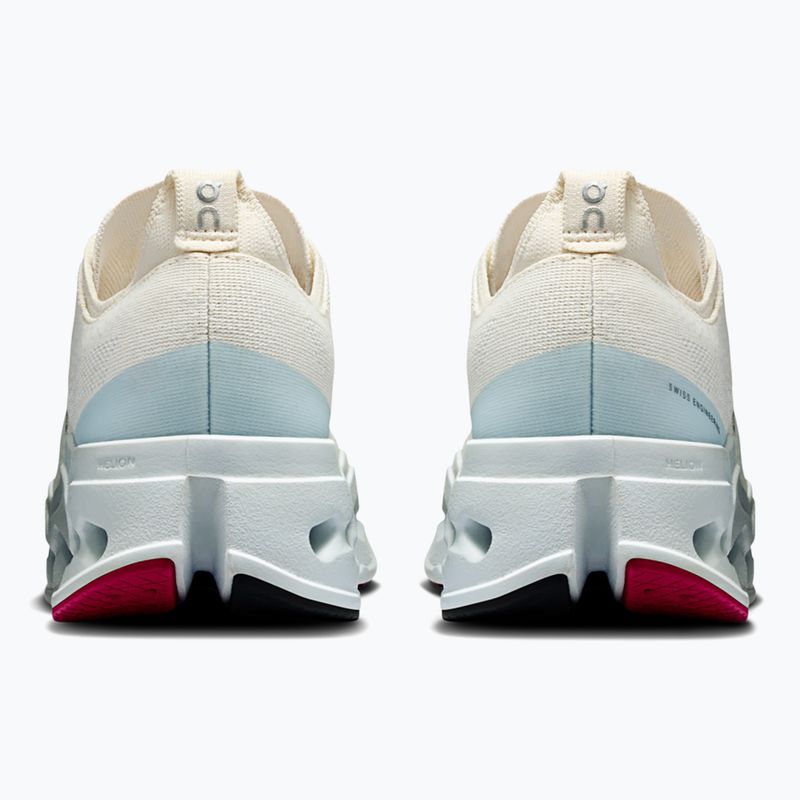 Дамски обувки за бягане On Cloudsurfer Max ivory/arctic 4