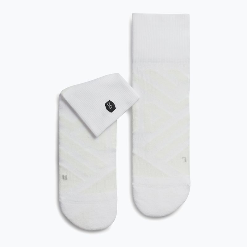 Мъжки чорапи за бягане On Running Performance Mid white/ivory