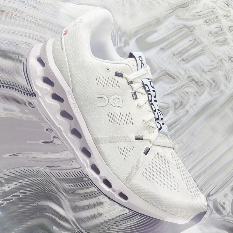 Мъжки обувки за бягане On Cloudsurfer white/frost 8