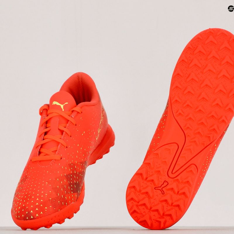 Детски футболни обувки PUMA Ultra Play TT Jr оранжеви 106926 03 10