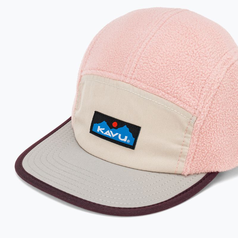 Зимна шапка с козирка KAVU Mountain Top frappe block 3