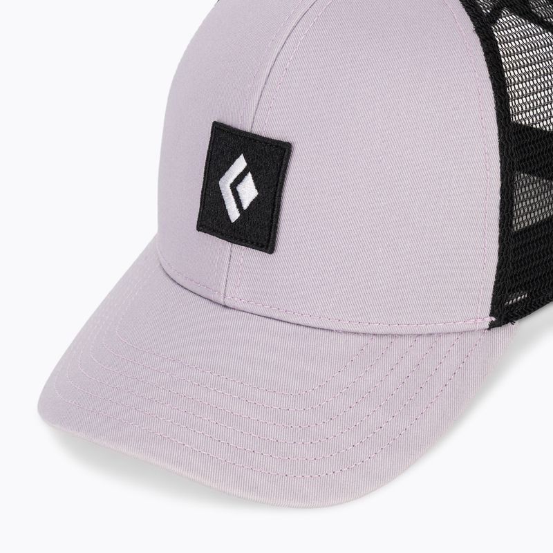 Шапка с козирка Black Diamond Trucker soft lilac/black/black icon patch 3