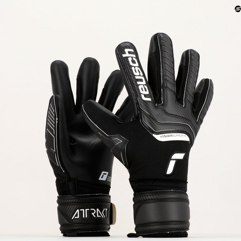 Вратарска ръкавица Reusch Attrakt Infinity Finger Support black 5270720-7700 10