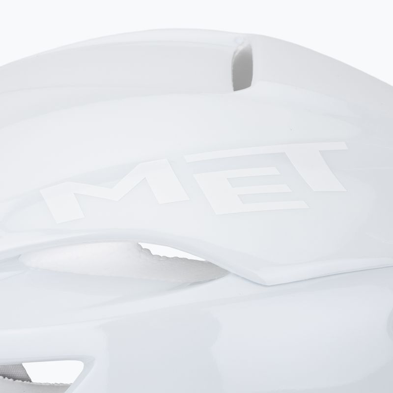Велосипедна каска MET Manta MIPS absolute white le 7