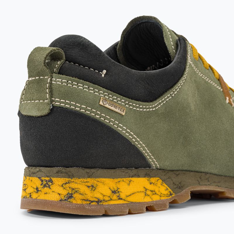 Мъжки обувки за преходи AKU Bellamont III Suede GTX зелен 504.3-738-7 9