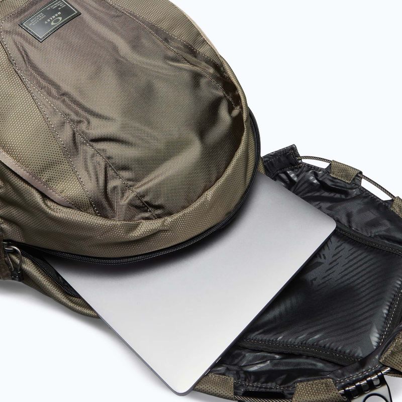Туристическа раница Oakley Kitchen Sink 34 l deep olive 6
