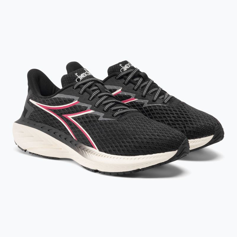 Дамски обувки за бягане Diadora Strada black/whisper white 4