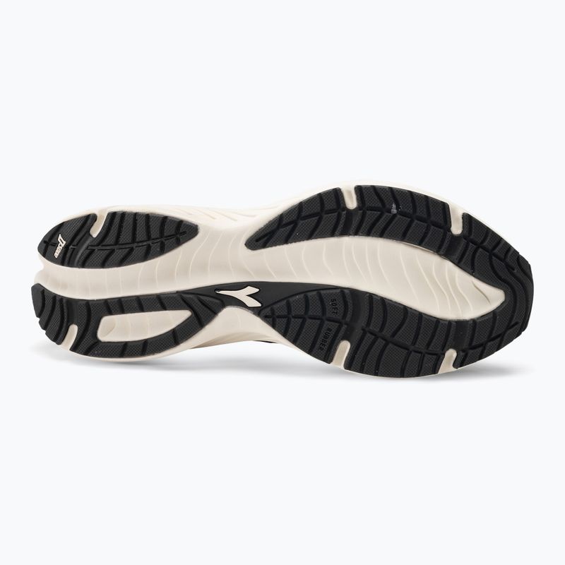 Дамски обувки за бягане Diadora Strada black/whisper white 5