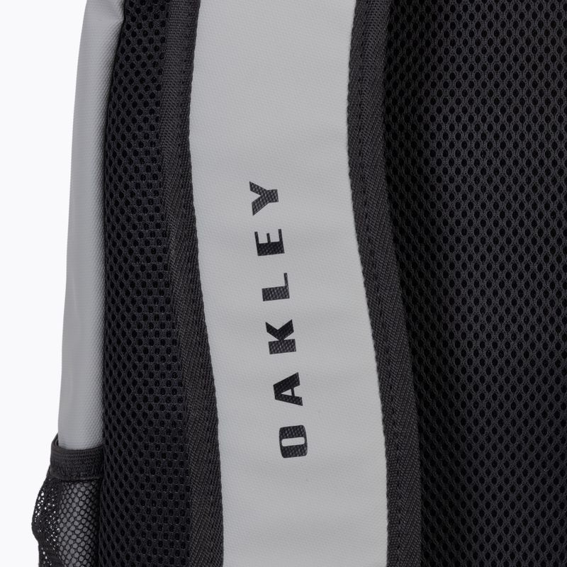 Oakley BTS 20 l градска раница с цимент 6