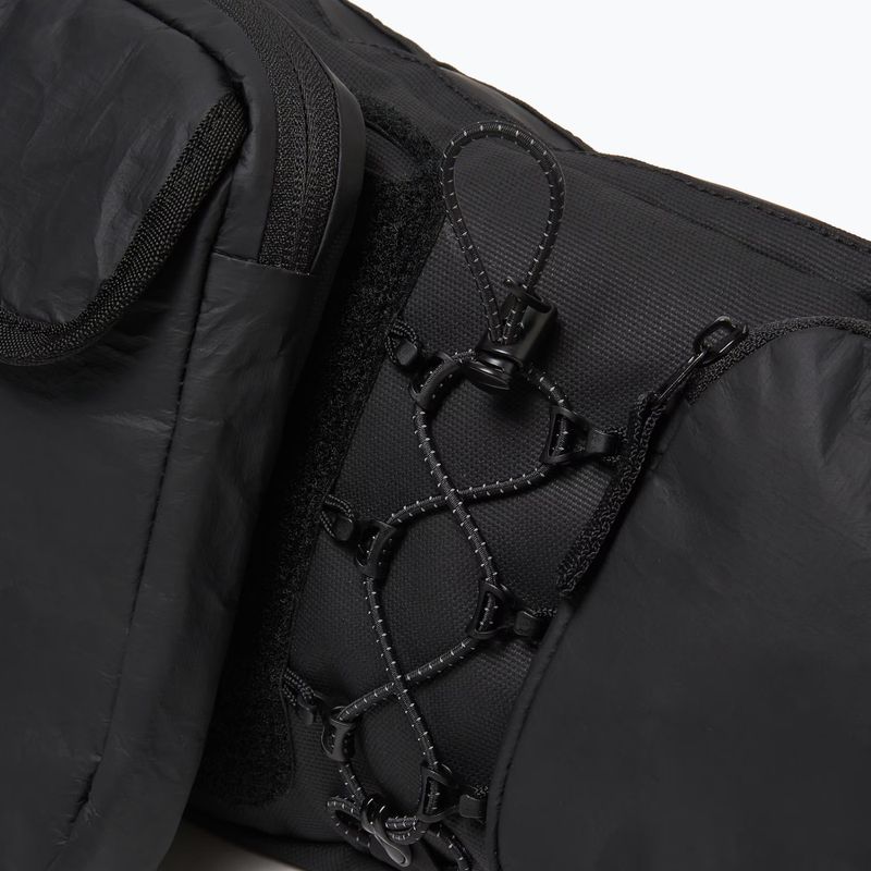 Чантичка за кръстна Oakley Latitude Flex 6,5 l blackout 5