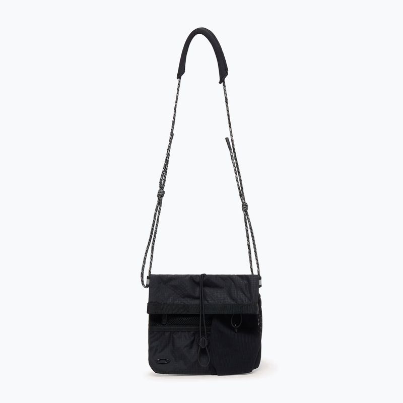 Чантичка Oakley Reserve pitch 2 l black 3