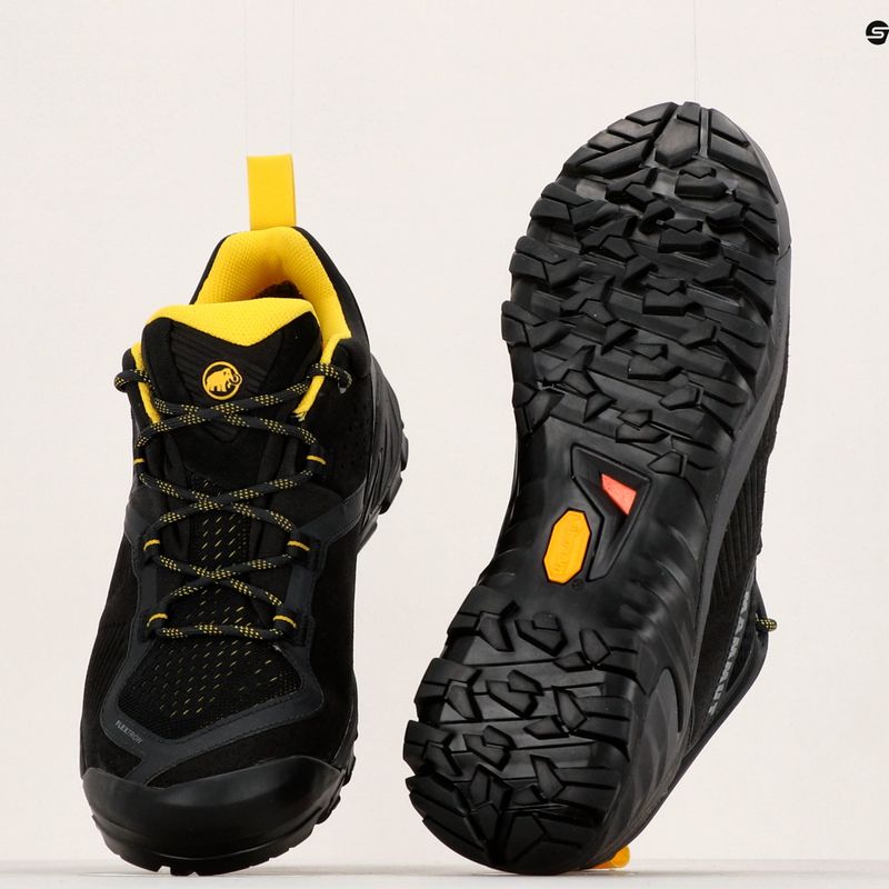 Мъжки ботуши за трекинг Mammut Sapuen Low GTX black/dark blazing 12