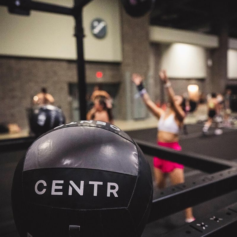 Медицинска топка CENTR Competition Wall Ball Centr x Hyrox 6 kg black 4
