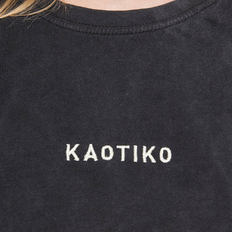 Дамска тениска Kaotiko Washed black 3