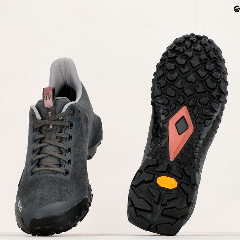 Дамски ботуши за туризъм Tecnica Magma 2.0 GTX сиви 21251100001 13