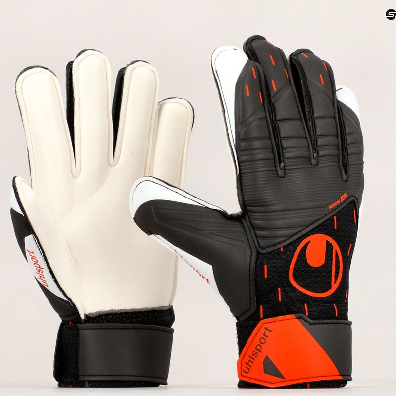 Uhlsport Speed Contact Starter Меки вратарски ръкавици черно и бяло 101126901 9