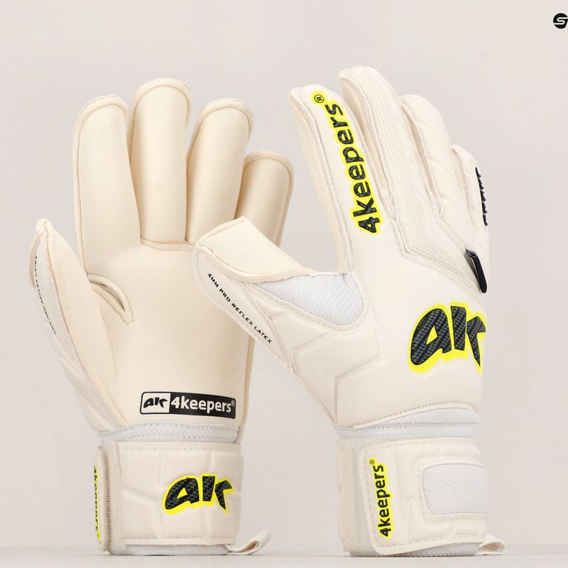 Детски вратарски ръкавици 4Keepers Champ Carbo V RF бели 11