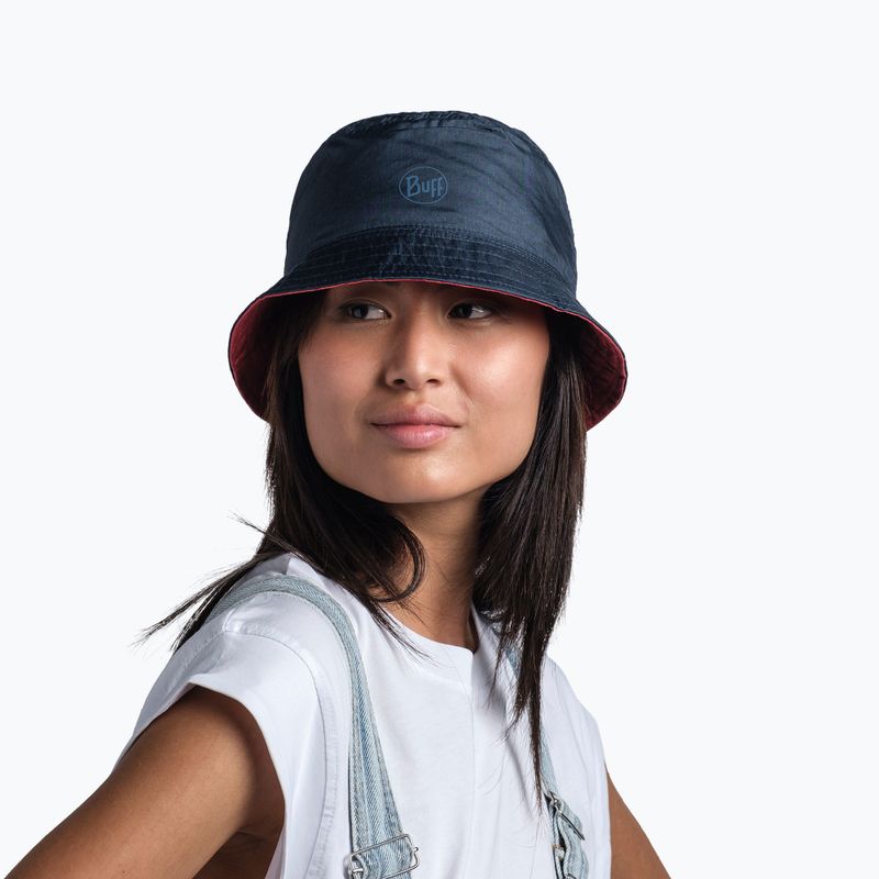 Шапка с периферия BUFF Travel Bucket collage red 4