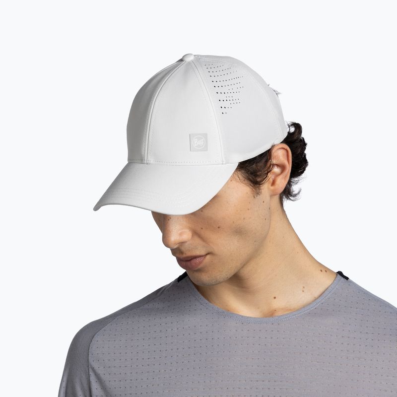 Шапка с козирка Buff Summit solid white 4