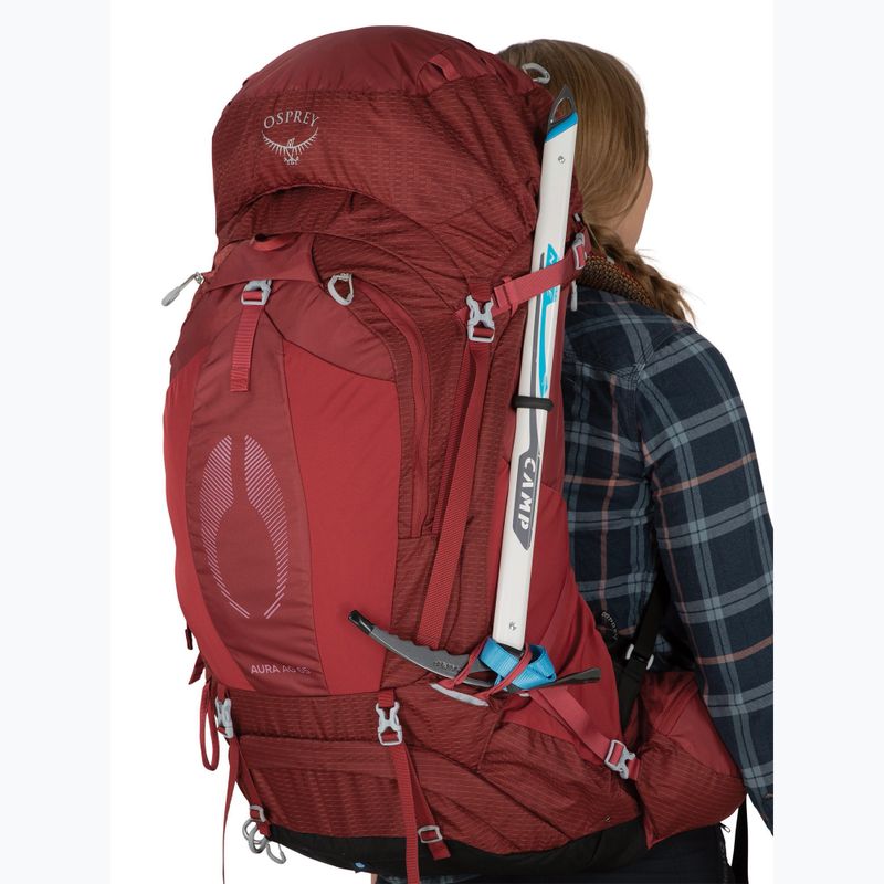 Дамска раница за трекинг Osprey Aura AG 65 l XS-S berry sorbet red 10