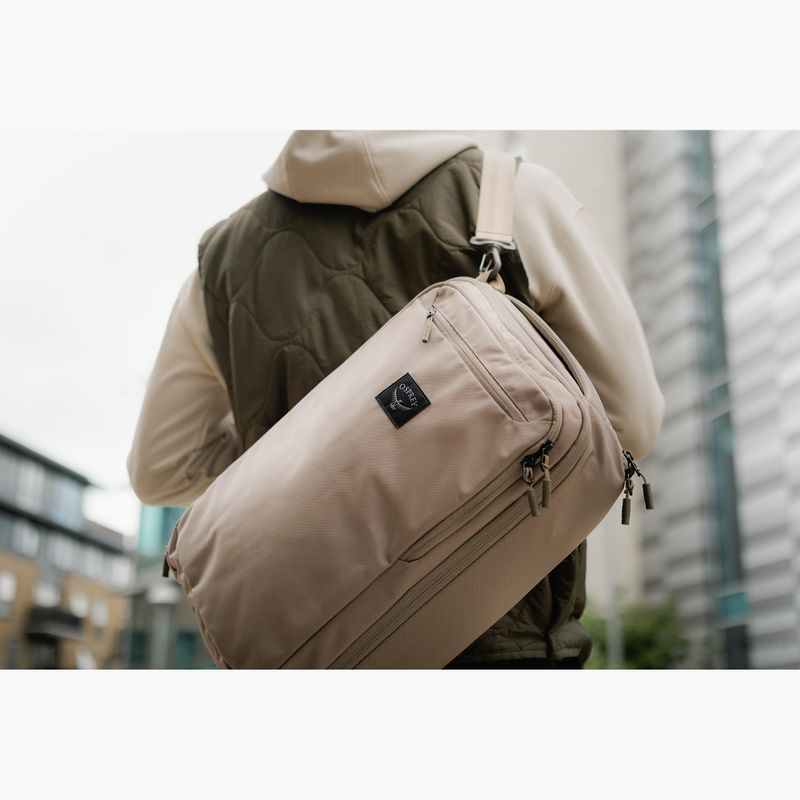 Градска раница Osprey Aoede Briefpack 22 l tan concrete 17