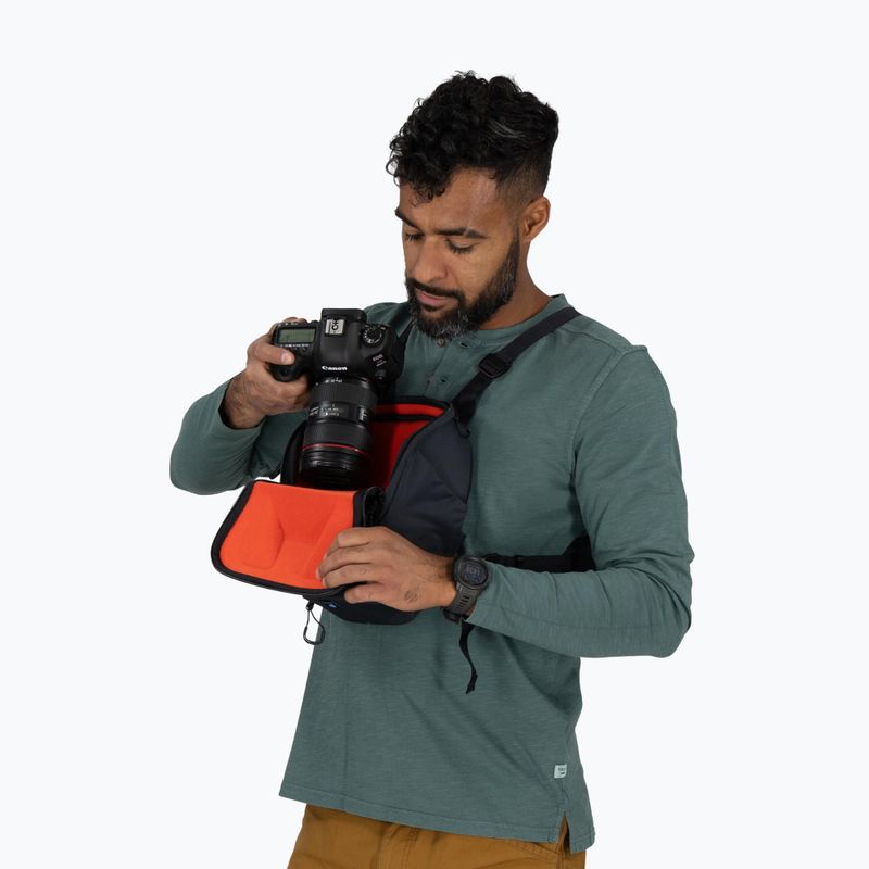 Калъф за фотоапарат Osprey, сив като въглен 10