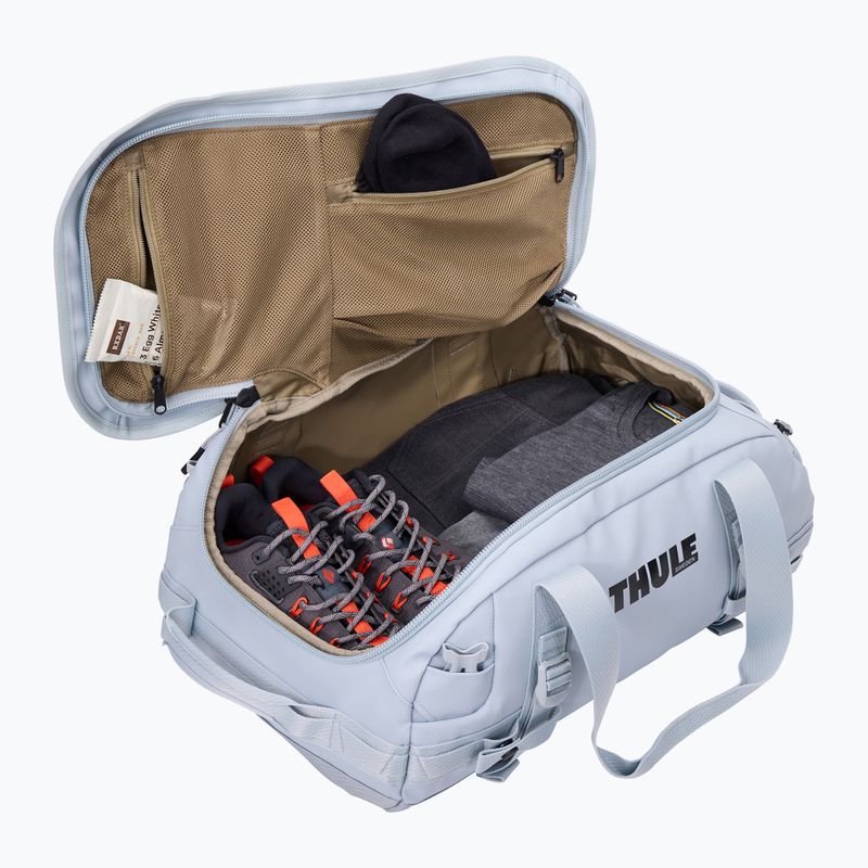 Thule Chasm Recycled Duffel 30 л мека синя пътна чанта 7