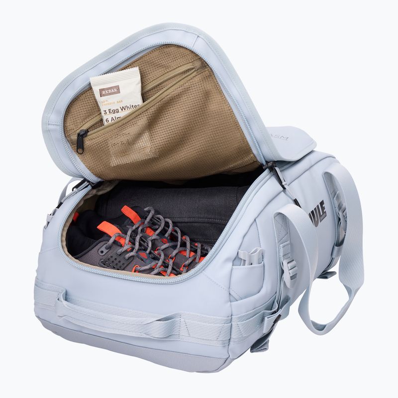 Thule Chasm Recycled Duffel 30 л мека синя пътна чанта 9