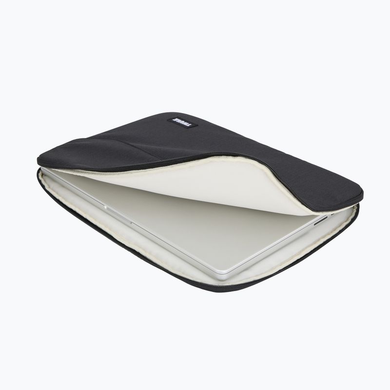 Калъф за MacBook Pro 16" Thule Lithos Sleeve черно 7