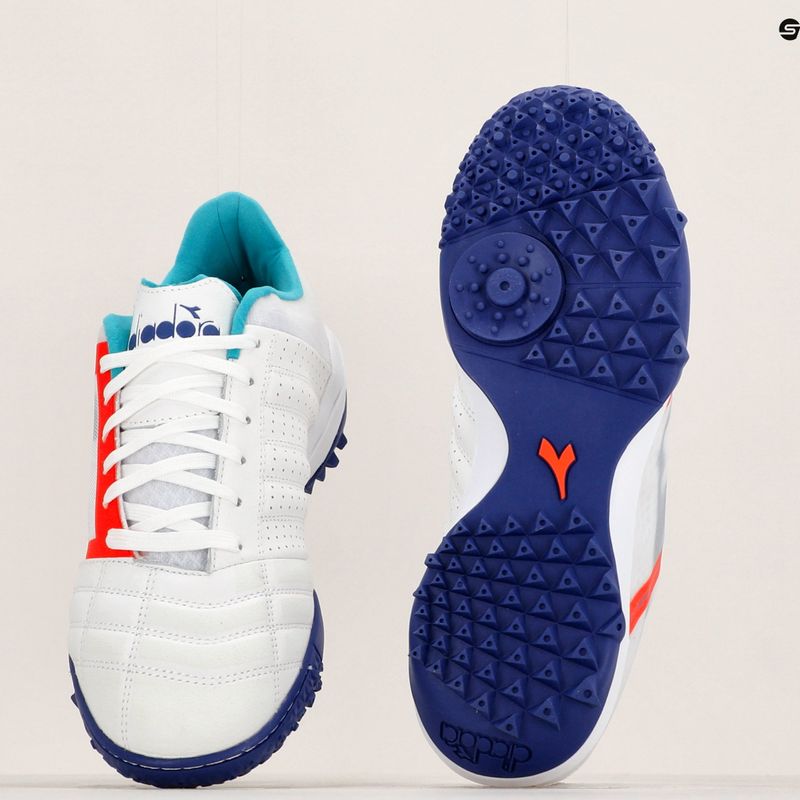 Мъжки футболни обувки Diadora Brasil Sala Cup TF white/navy 18