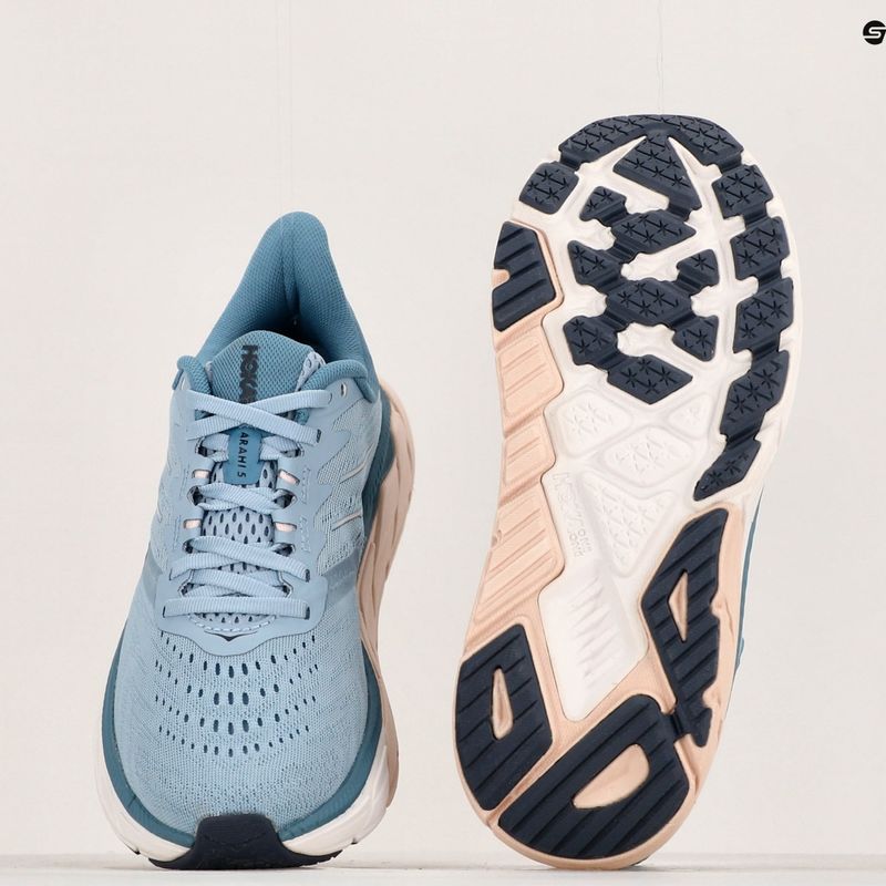 Дамски обувки за бягане HOKA Arahi 5 blue fog/provincial blue 8