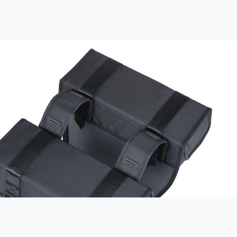 Сак за велосипед Basil Tour Waterproof Double Bag Universal 28 l black 5