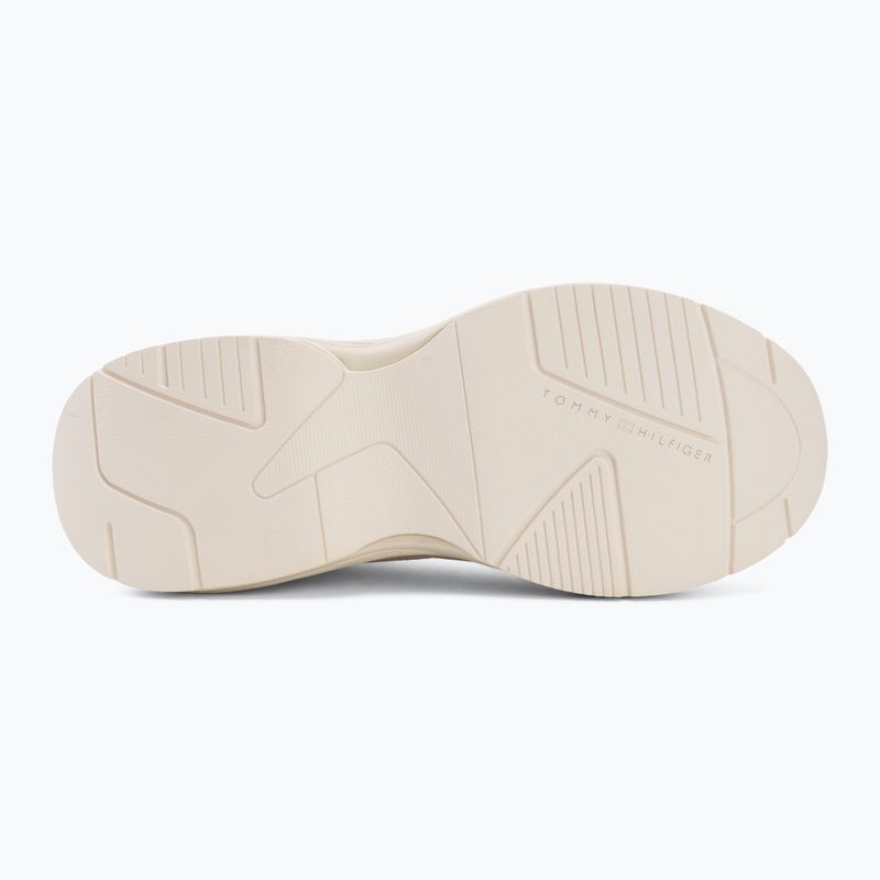 Дамски обувки Tommy Hilfiger ModernRunner Shiny Leather soft cream 4