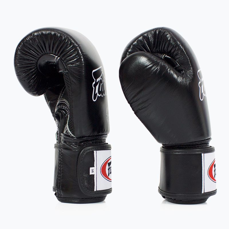Fairtex Universal Дишащи черни боксови ръкавици 3