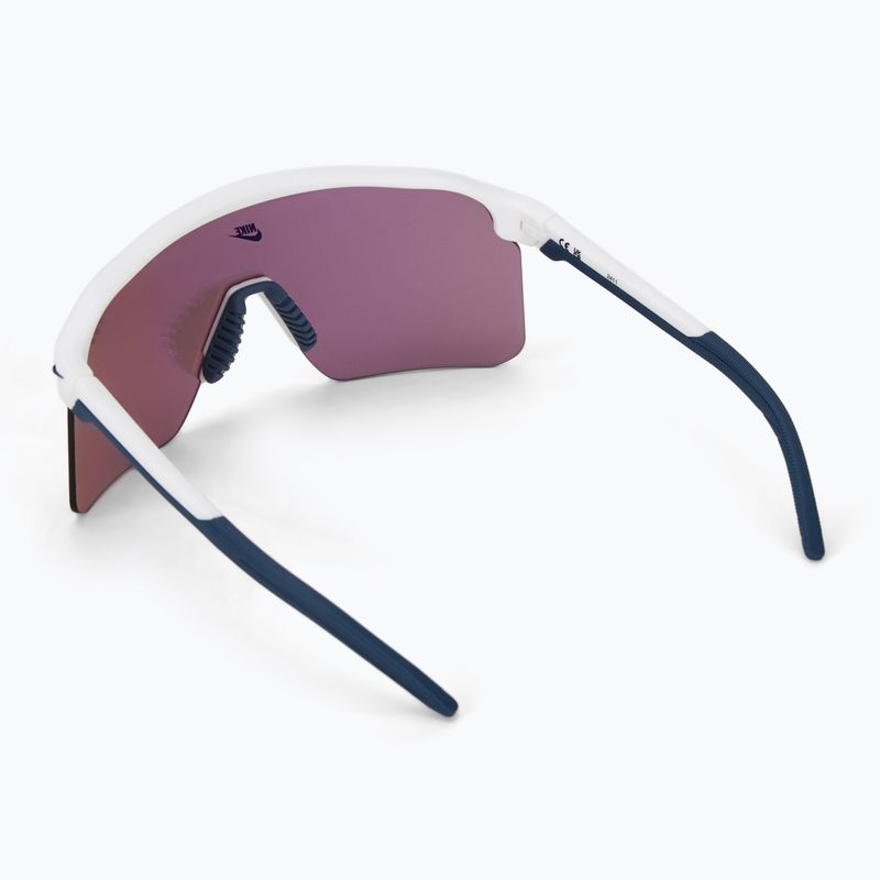 Слънчеви очила Nike Expedition Shield E matte summit white/ road chrome mirror 2