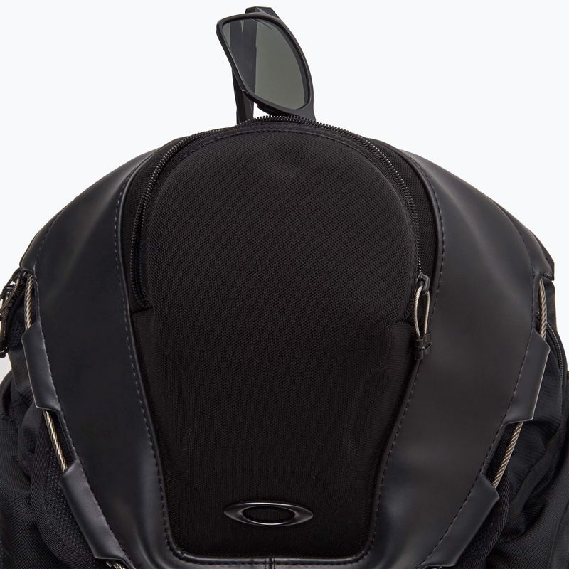 Туристическа раница Oakley Kitchen Sink 34 l stealth black  2