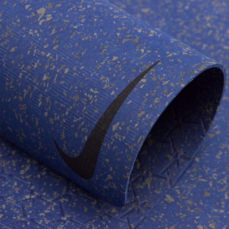 Килимче за йога Nike Move 4 mm, тъмносиньо N1003061-935 4