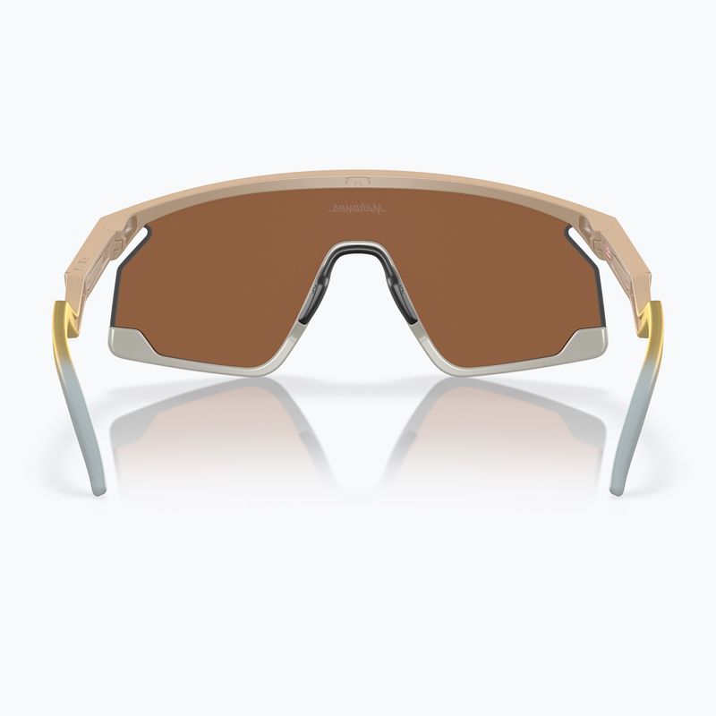 Oakley Bxtr Patrick Mahomes II матов терен тен/призматичен волфрам слънчеви очила 7